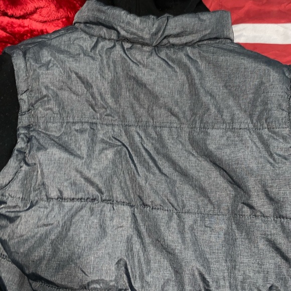 AWESOME JACKET/VEST! KEEPS YOU WARM & LOOKING GOOD - Picture 3 of 4